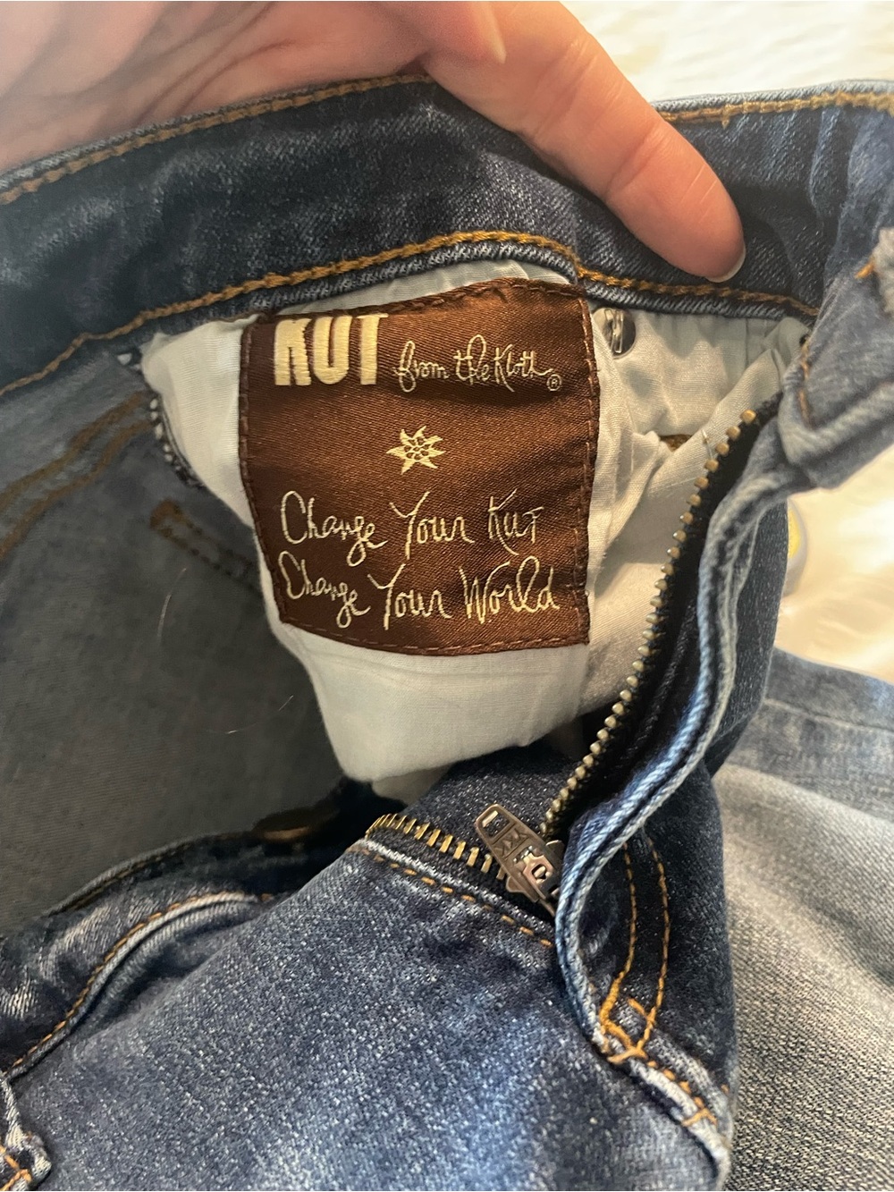 Kut from the Kloth Women’s Skinny Jeans in Dark Blue Denim